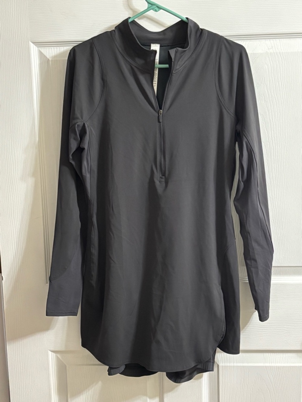lululemon athletica Long Sleeve Half-Zip Tunic Top in Charcoal w/built in shorts